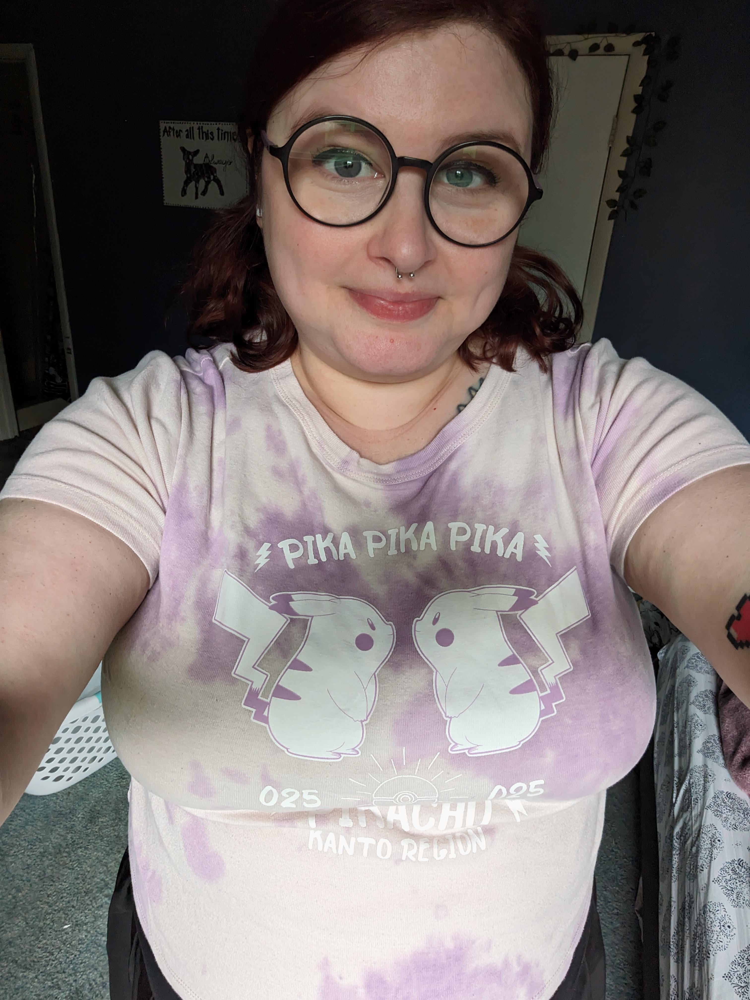 Hope everyone has a good day 🖤 title=