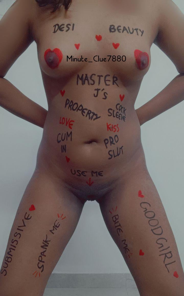 Mirror Mirror On The Wall, who's the prettiest slutty fuckdoll of them all? title=