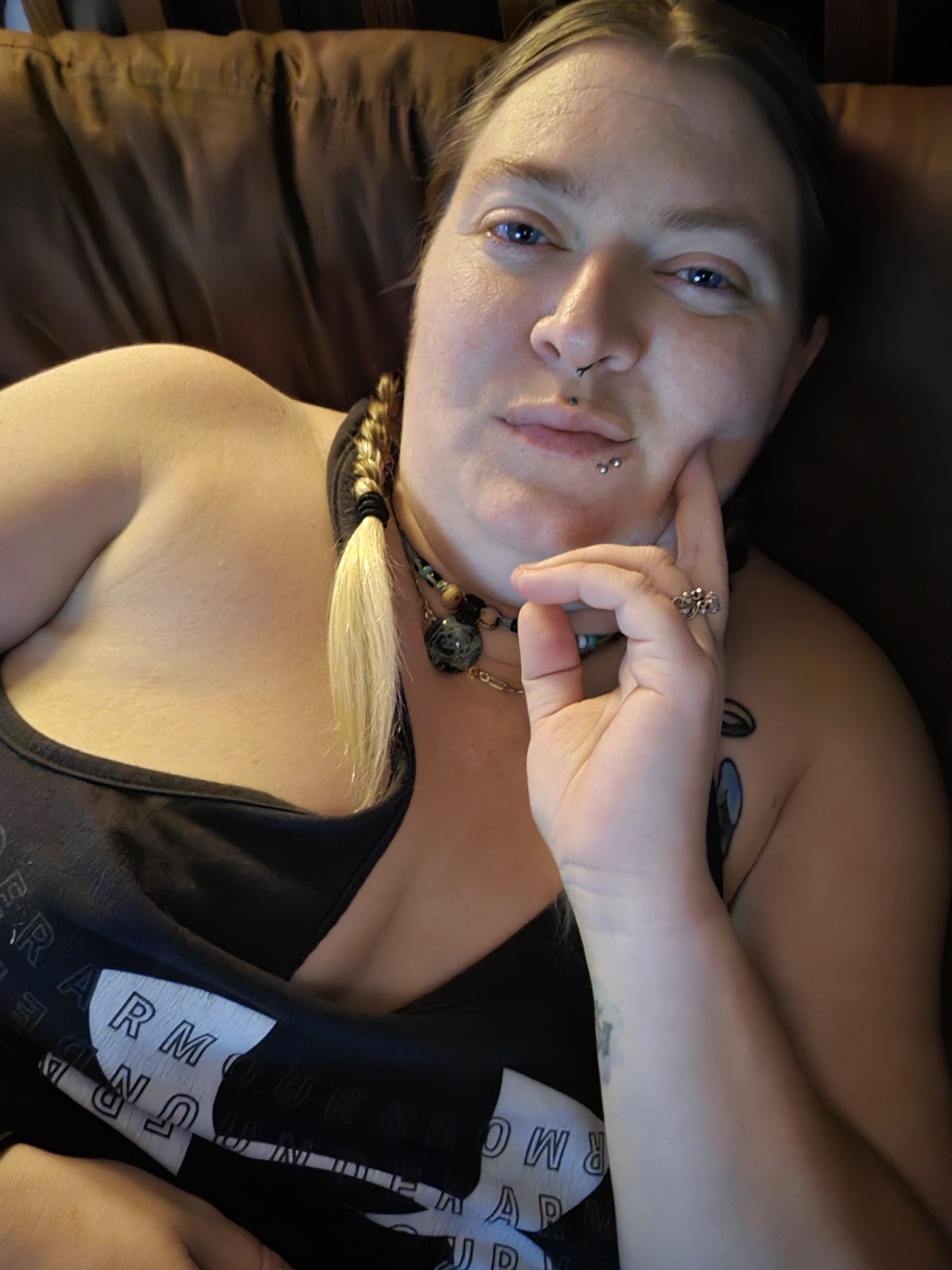 I don't know what to title this one ~V🩵 title=