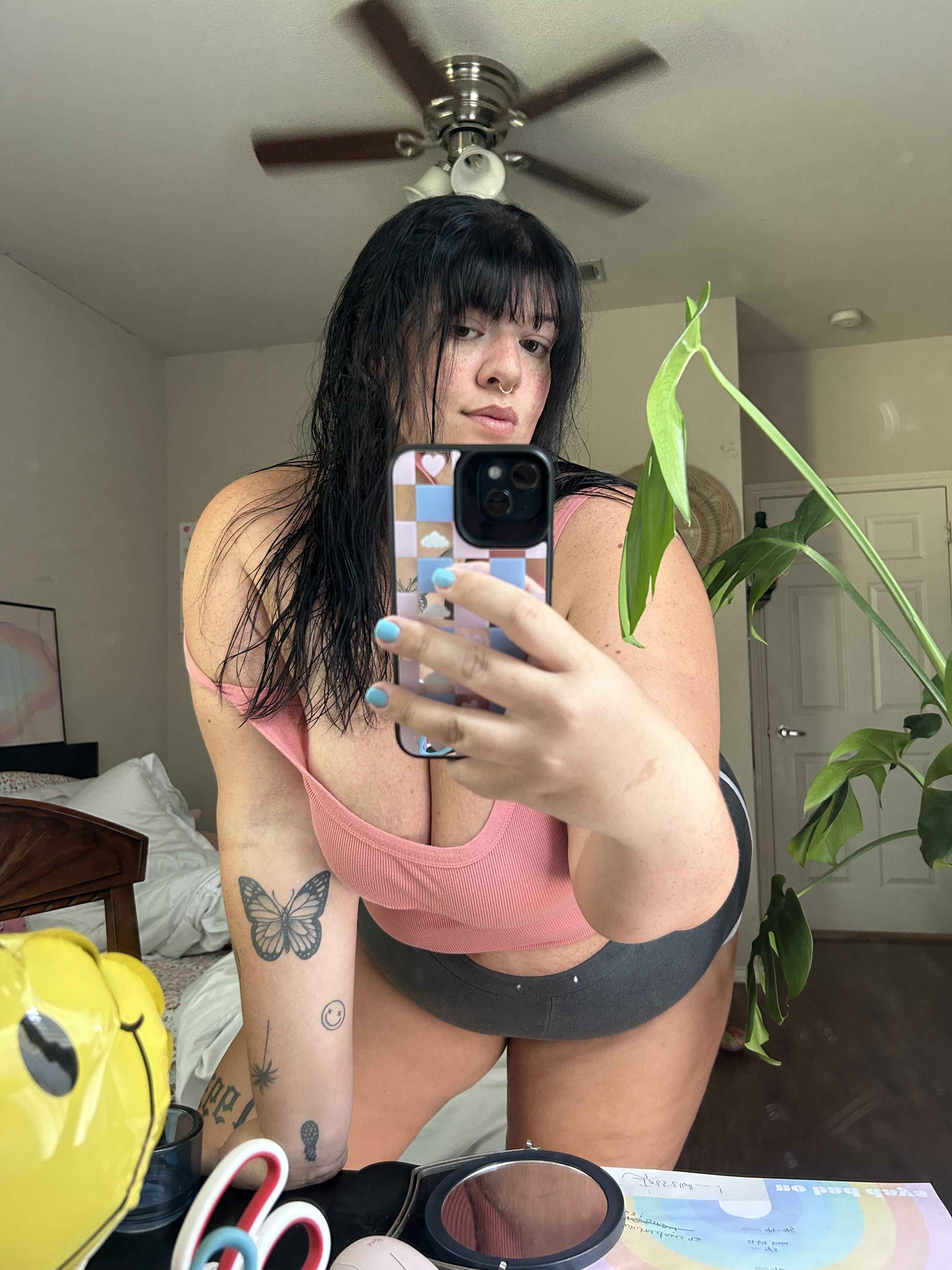 bare face and in my pajamas after a nice hot shower to start my day :D title=