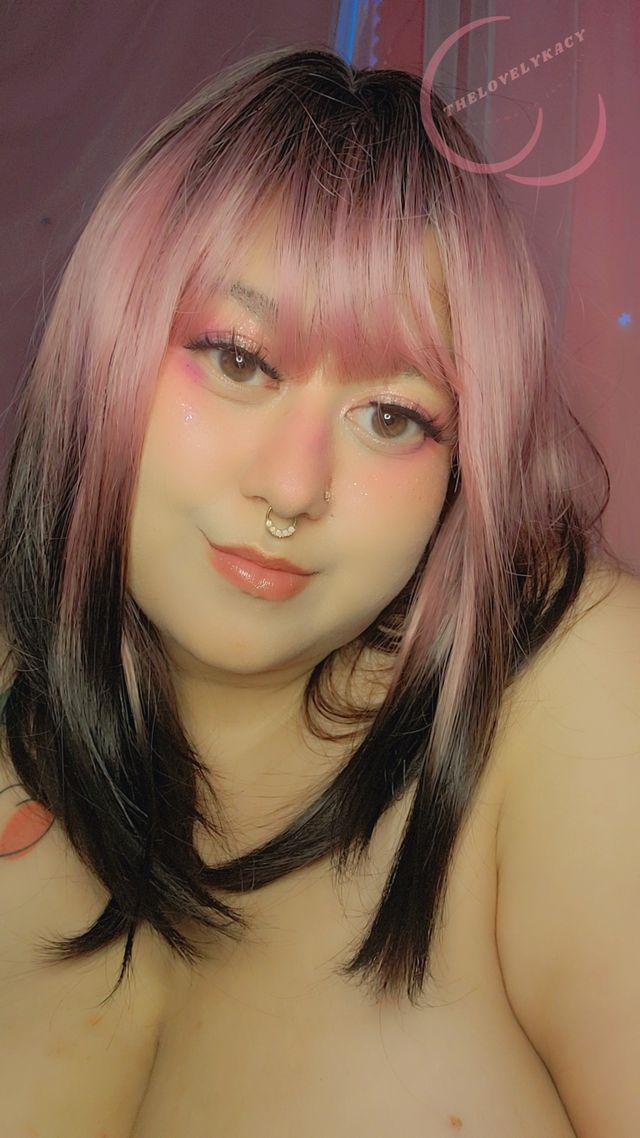 I'm obsessed with this hair title=