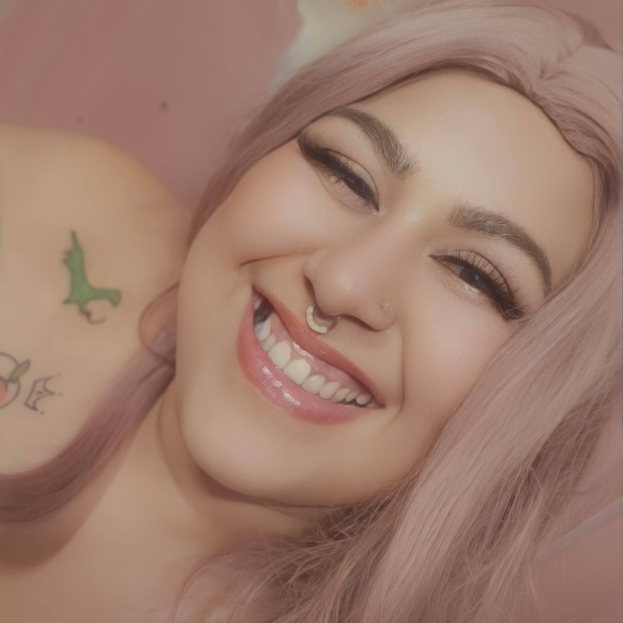 just a cute smile for ya title=