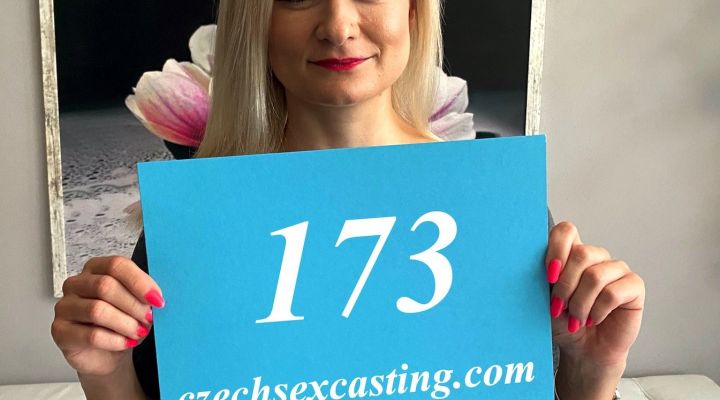 Czechen Pussy - Highly fuckable blonde in casting - Czech Sex Casting