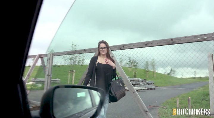 Czechen Pussy - A nerd with nice fake boobs - Czech HitchHikers