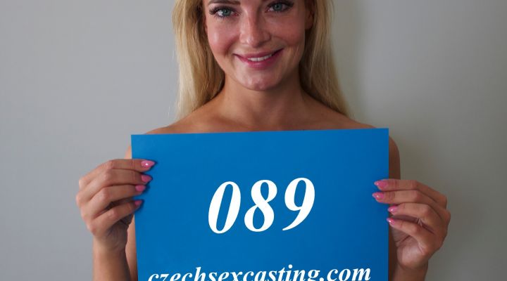 Czechen Pussy - Victoria Pure tries new agency - Czech Sex Casting