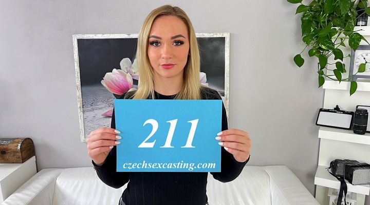 Czechen Pussy - Sexy blonde cock eater shines in casting - Czech Sex Casting