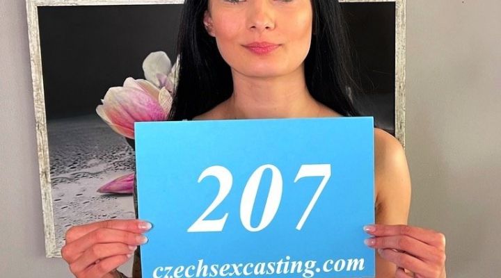 Czechen - Czech sexy brunette fucked in photo shoot - Czech Sex Casting