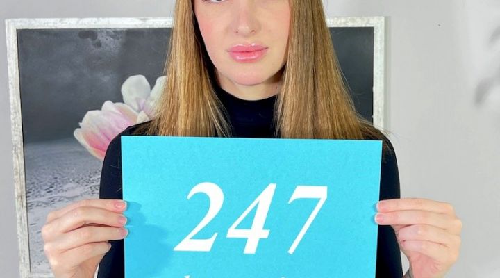 Czechen - Russian beauty wants to conquer the world of modeling - Czech Sex Casting