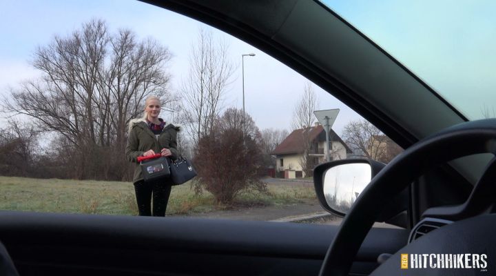 Czechen Pussy - A lot of cum for blonde hitchhiker - Czech HitchHikers