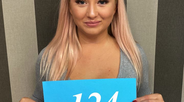 Czechen Pussy - Amazing blonde gets fucked hard - Czech Sex Casting