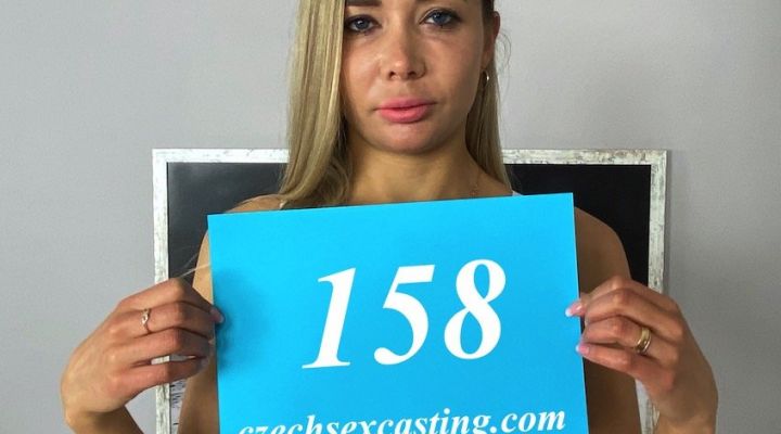 Czechen Pussy - Sexy blonde shows her amazing body - Czech Sex Casting