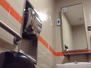 your voyeur videos - Green thong woman peeing