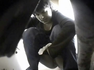your voyeur videos - Short hair womna peeing