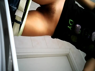 your voyeur videos - Small bush girl peeing