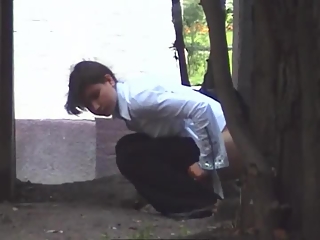 Piss – Girl squats to pee outdoors your voyeur videos - Girl squats to pee outdoors