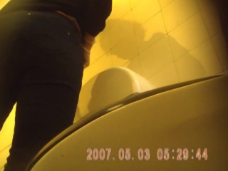 Piss – Mature lady leaking pee your voyeur videos - Mature lady leaking pee