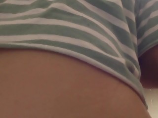 Piss – Latina pissing in toilet your voyeur videos - Latina pissing in toilet