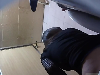 your voyeur videos - Asian woman takes a pee