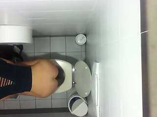your voyeur videos - Women with nice butts pissing.