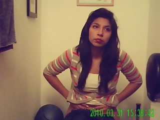 your voyeur videos - Girl caught by hidden camera taking a piss
