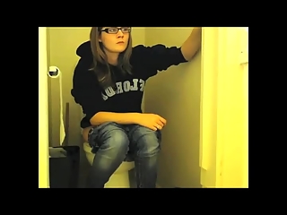 your voyeur videos - Girl with glasses seat and pee