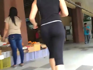 your voyeur videos - Nerd teen in black leggings walking