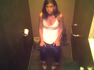 your voyeur videos - Teen at wired toilet peeing