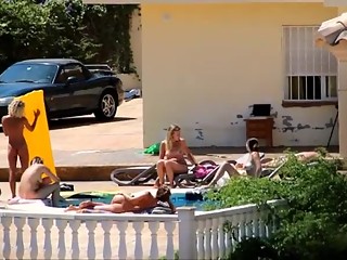 your voyeur videos - Nude girls on holiday