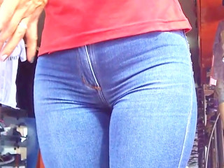 your voyeur videos - Jeans pants camel toe