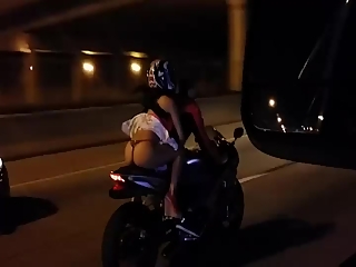 your voyeur videos - Exposed thong and ass in highway