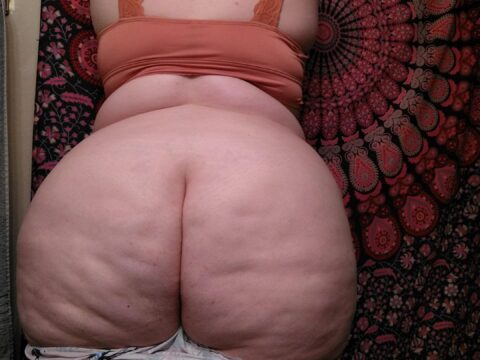 Thick BBW -  Take 'em the rest of the way off?