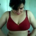 Indian Nude - hot tamil bhabhi in red bra giving her man a blowjob