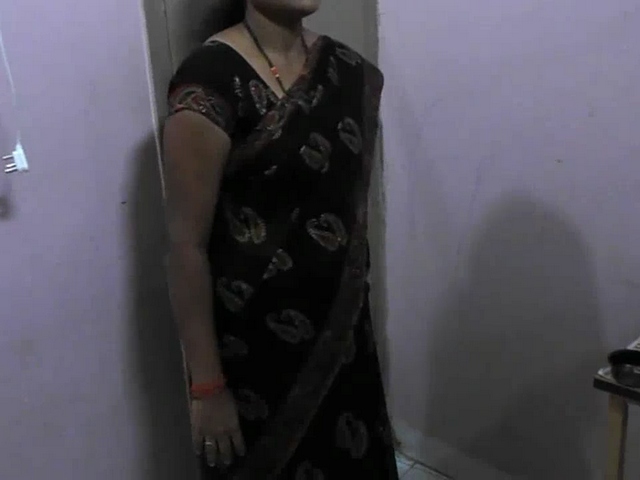 Indian - newly married bhabhi changing her saree while her man filming