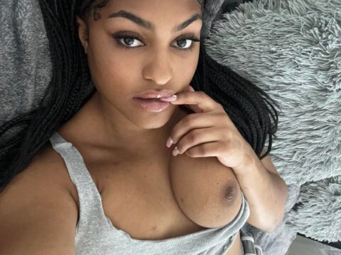 Eboby Porn -  Pretty Brown Young Thang
