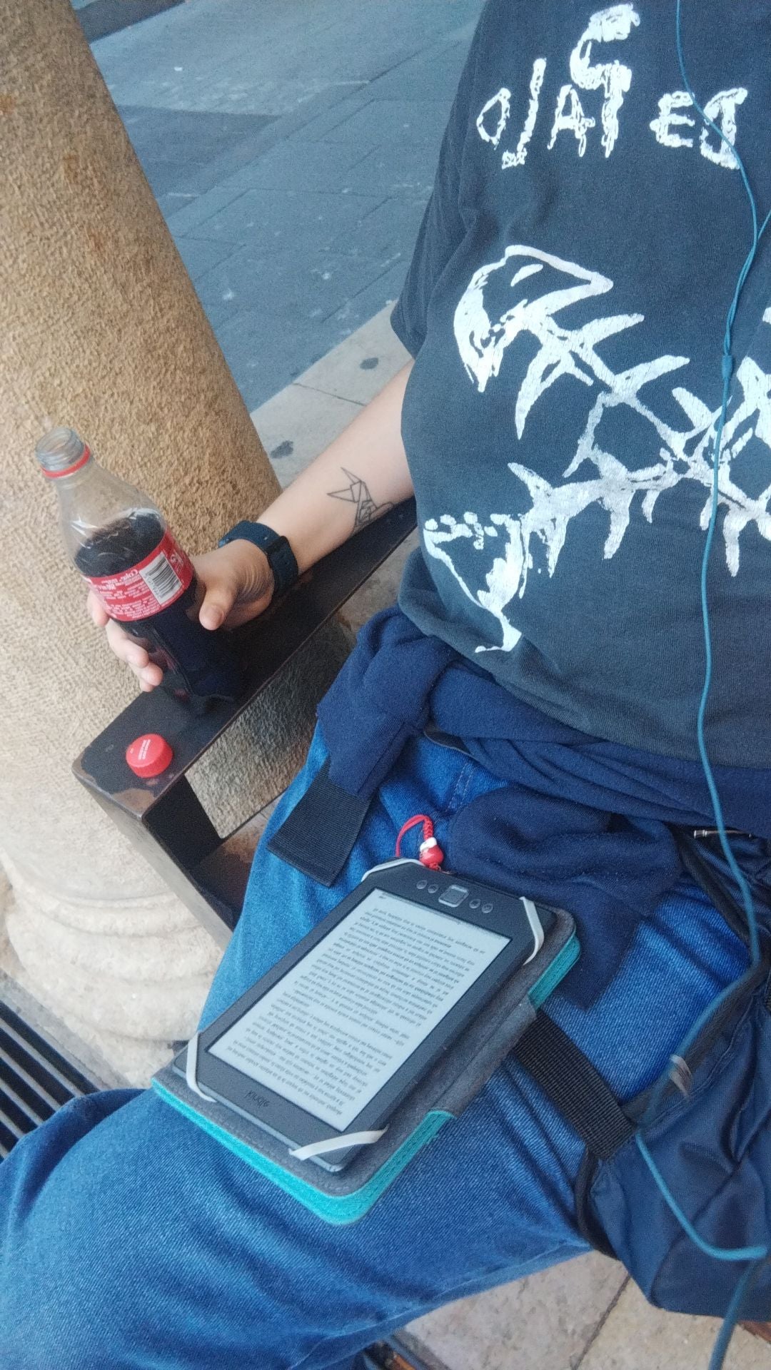 Bbwpictures -  POV: You see a female reading in the street, with no bra and some Jehovah's Witnesses preaching at the side. You approach and discover that her nipple piercings are noticeable through her t-shirt and that she's reading a book written by the Marquis de Sade. (F)