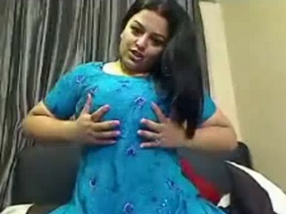 India Nude - pakistani busty babe on webcam masturbating