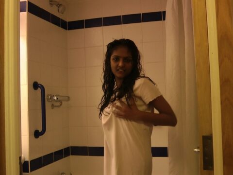 Indian - amateur indian babe divya in shower asking you to join